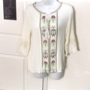Bella Swan Umgee embroidered lace blouse size M